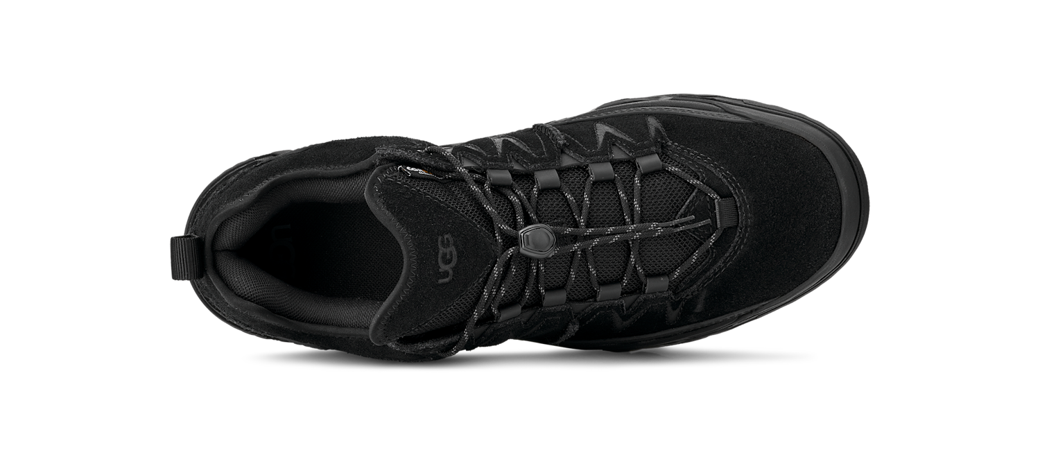 UGG CapTrail Low Black, Black (1158252-BLK)