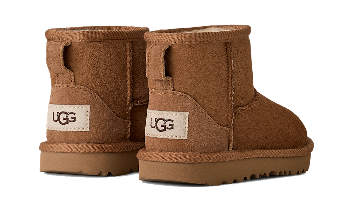 UGG Classic Mini II Boot Chestnut (Toddler)