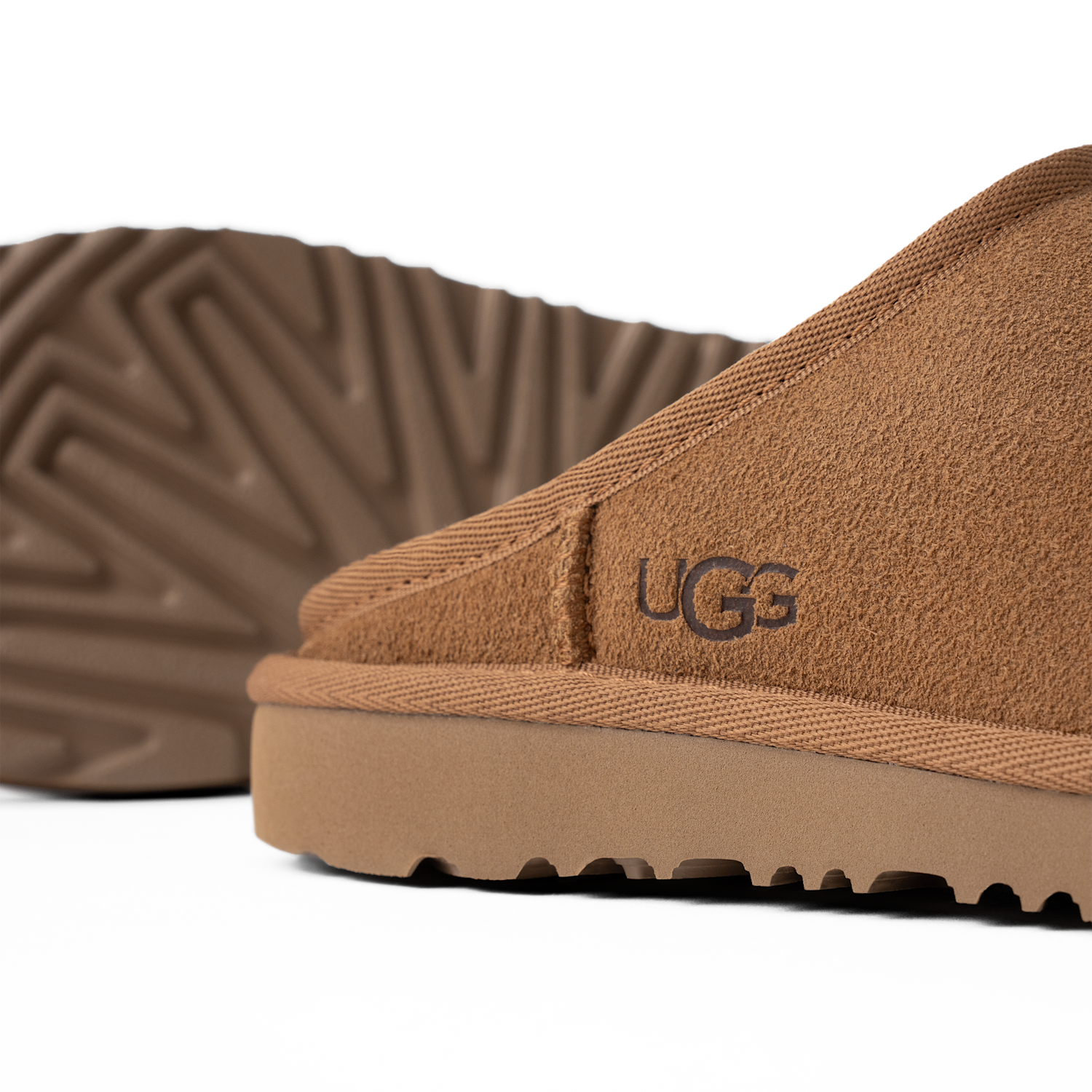 UGG Classic Slip-On Slipper Chestnut (Kids), Chestnut (1161030K-CHE)