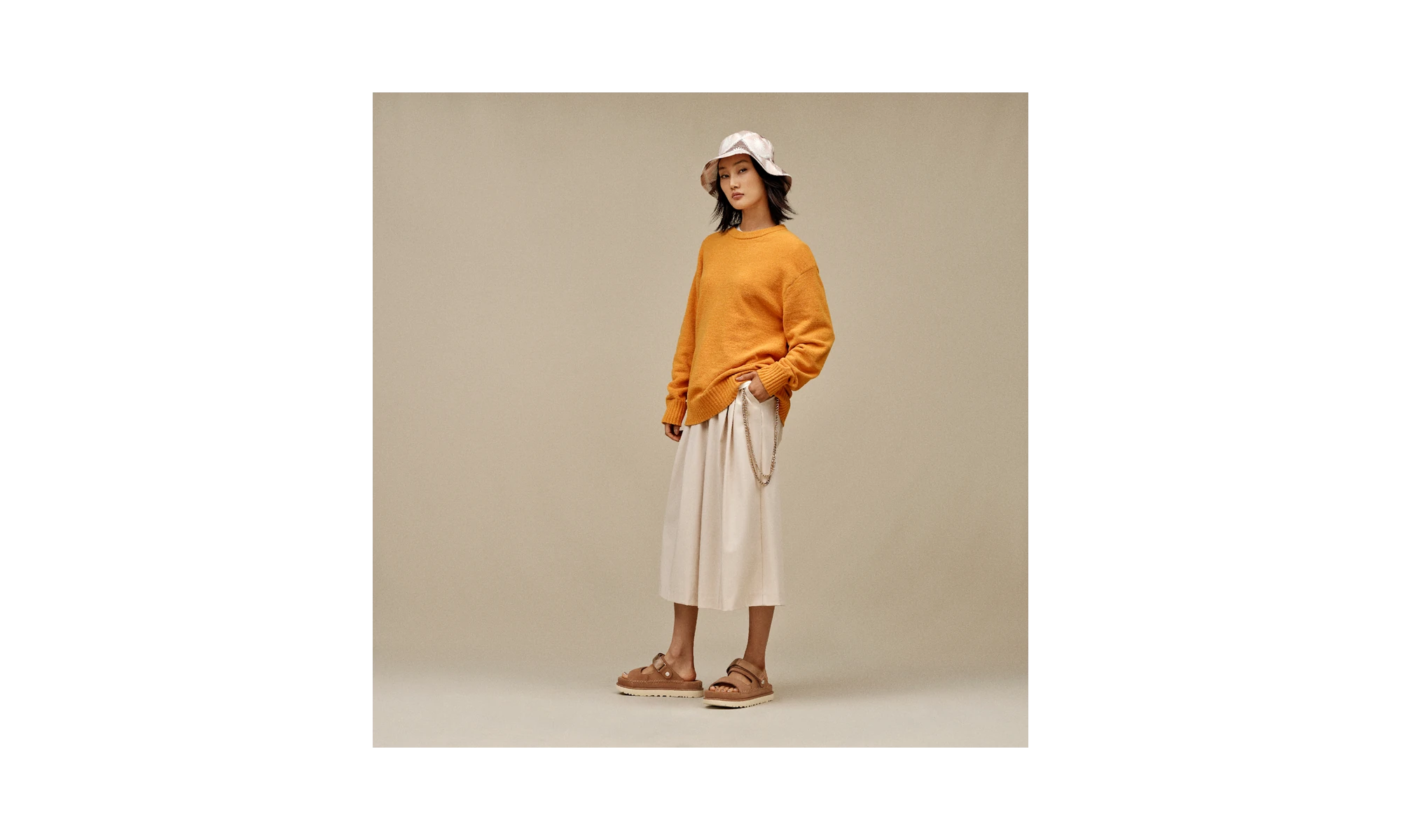 UGG Goldenstar Glide Sandal Chestnut