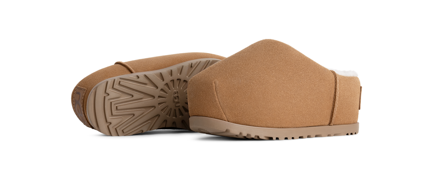 UGG Pumped Slide Chestnut