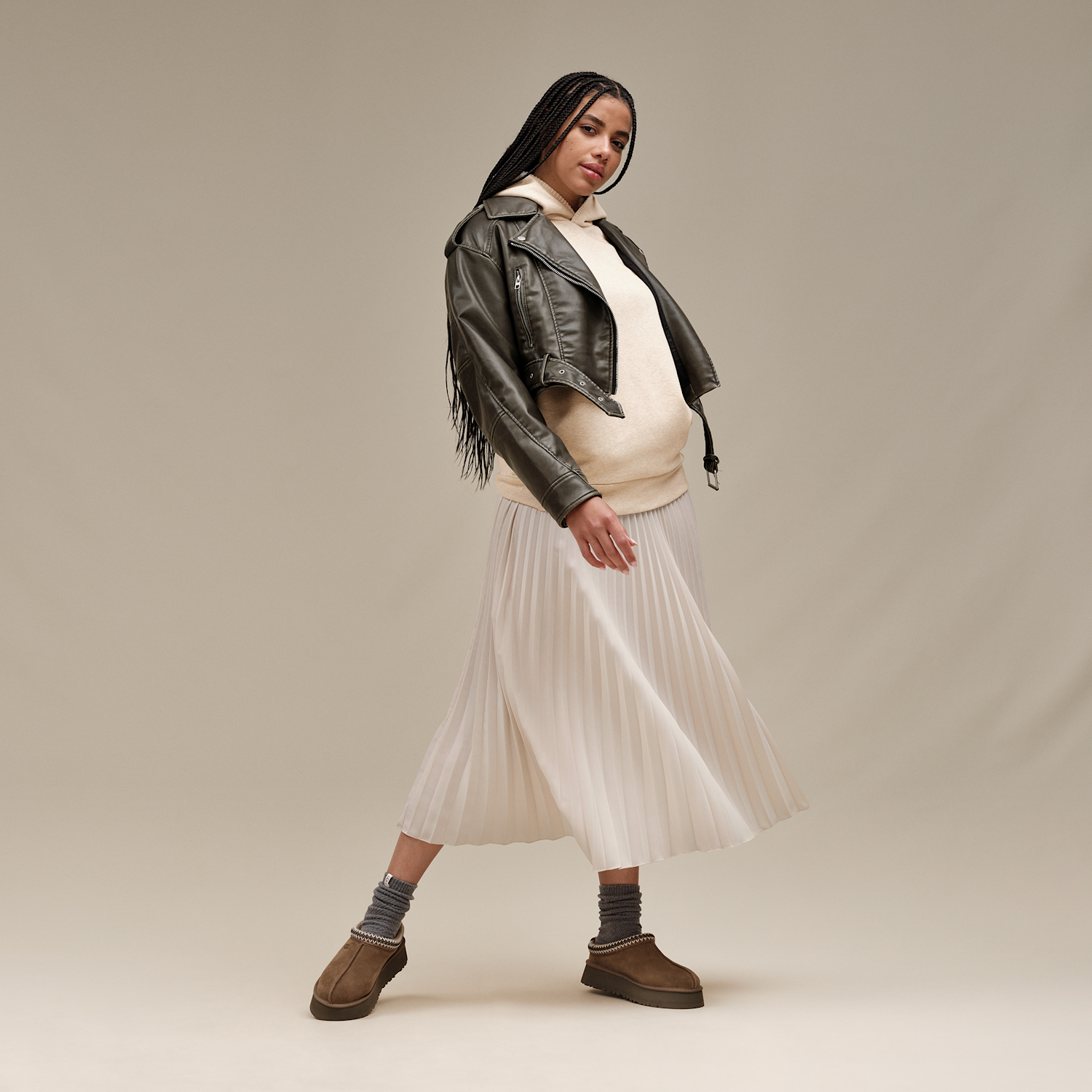 UGG Tazz Slipper Hickory, Hickory (1122553-HCK)