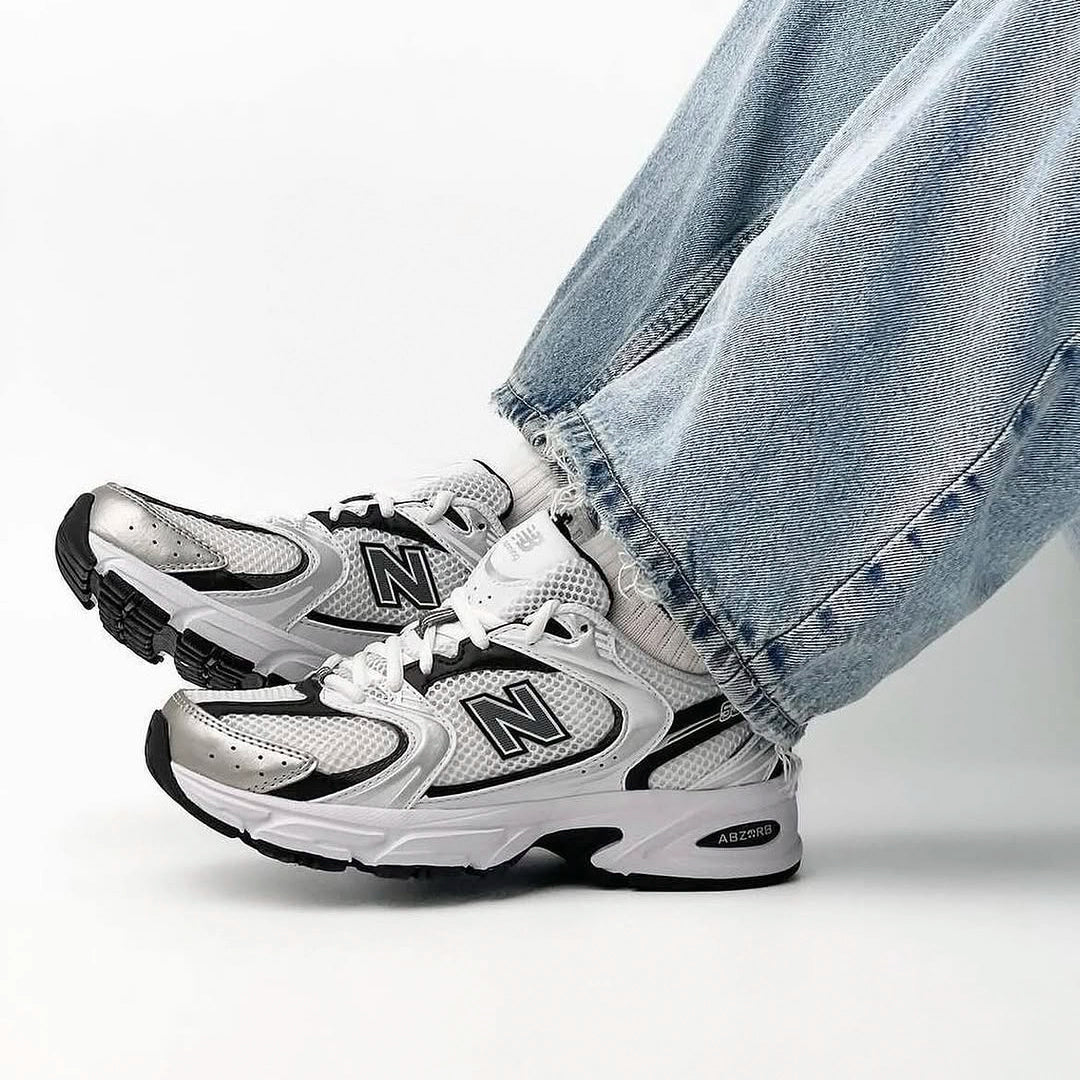 New Balance 530 White Black Details sneakers