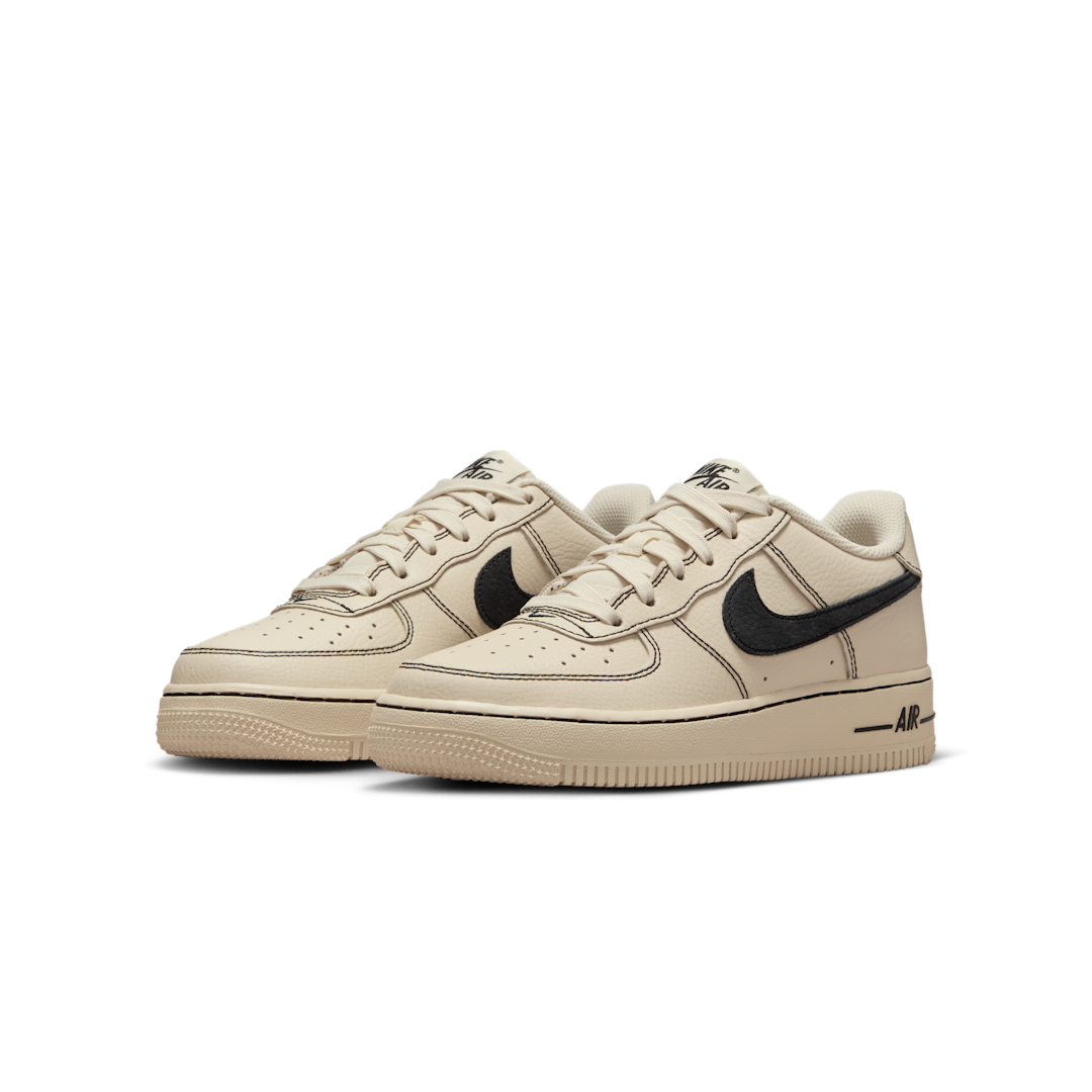 Nike Air Force 1 LV8 Light Khaki/Black