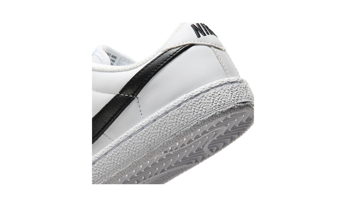 Nike Tennis Classic White/Black