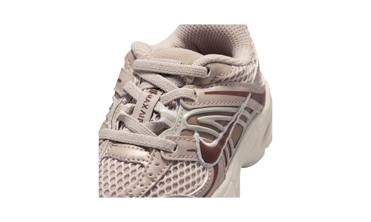 Nike Air Max Moto 2K Cream II/Sail/Fauna Brown