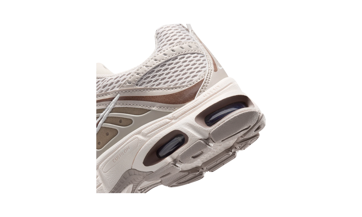 Nike Air Max Moto 2K Cream II/Sail/Fauna Brown