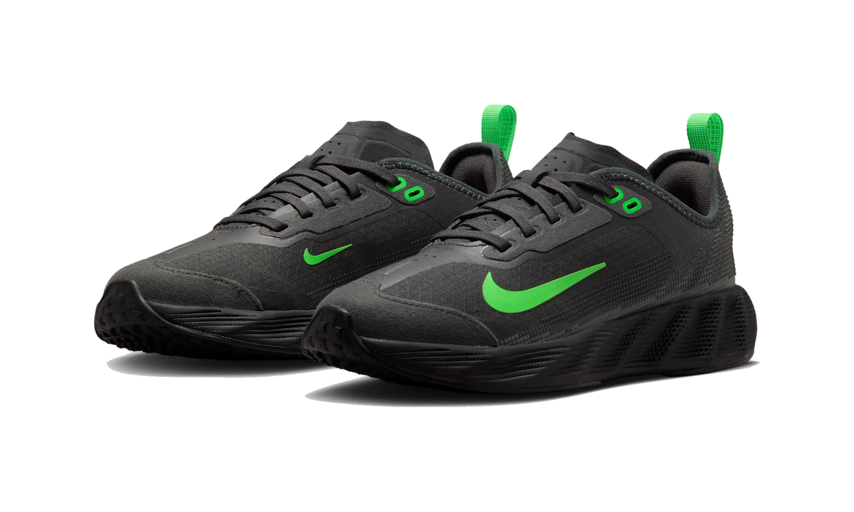 Nike Ava X Dark Smoke Grey/Black/Smoke Grey/Green Strike