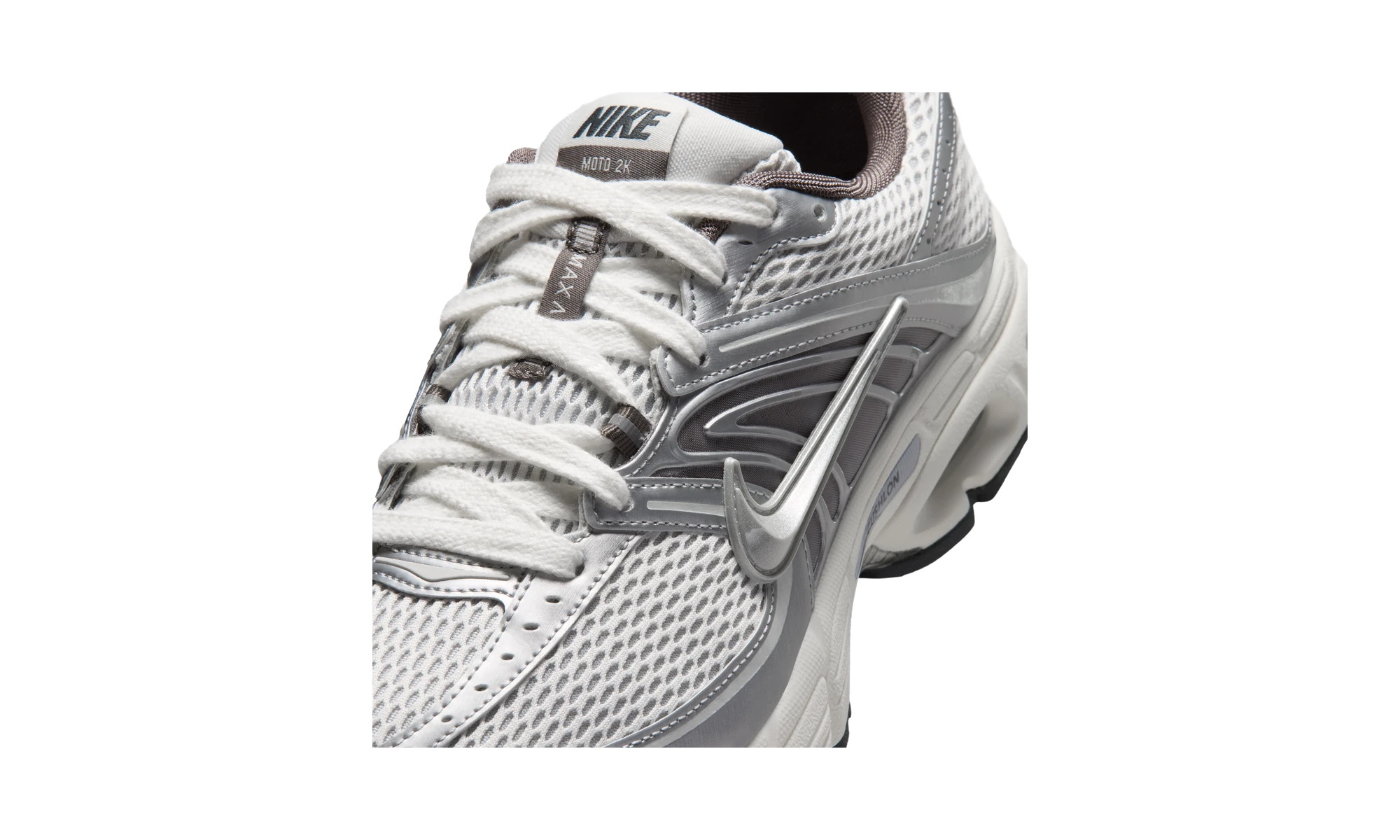Nike Air Max Moto 2K Platinum Tint/Sail/Anthracite/Metallic Silver