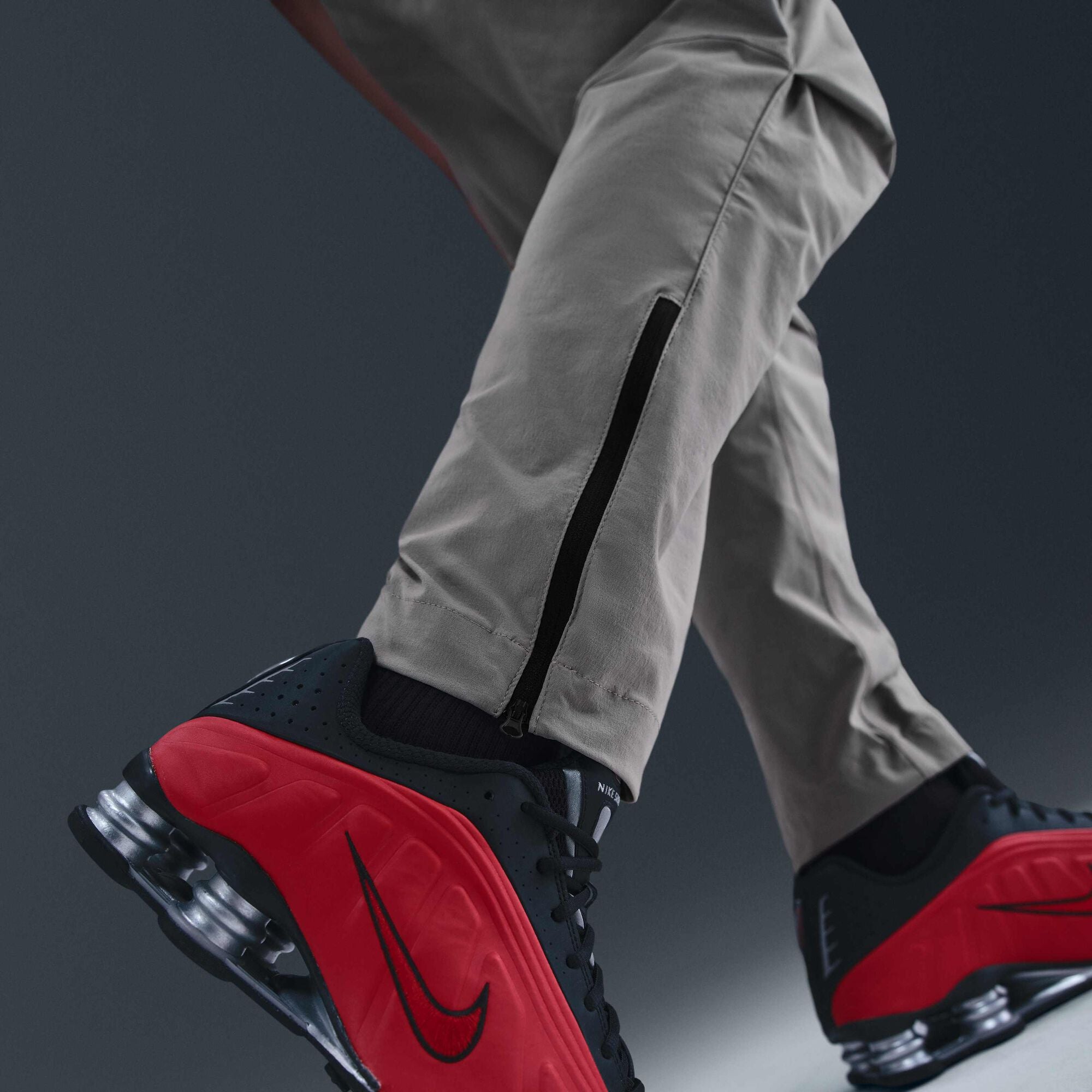 Paris Saint-Germain F.C. Tech Nike Football Woven Pants Particle Grey/Particle Grey