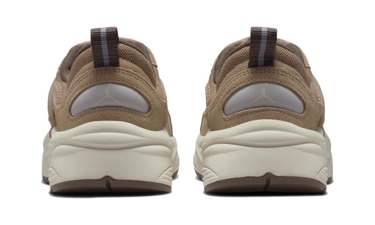 Air Jordan Trunner O/S Khaki Pale Ivory