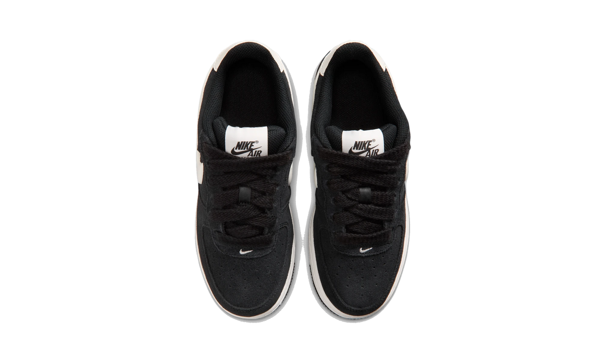 Nike Air Force 1 LV8 Black/Sail