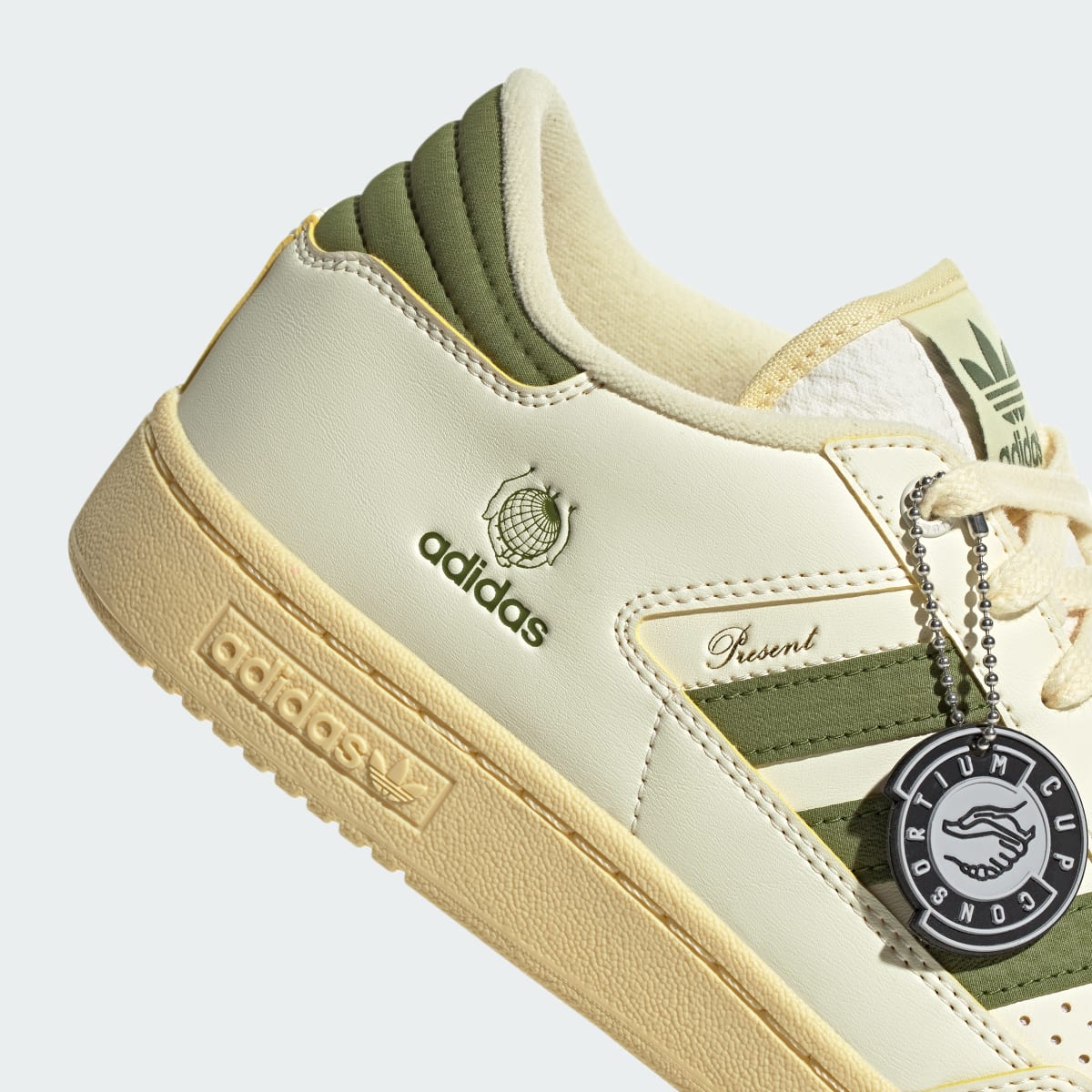 Adidas Centennial Low Consortium Cup END. Present
