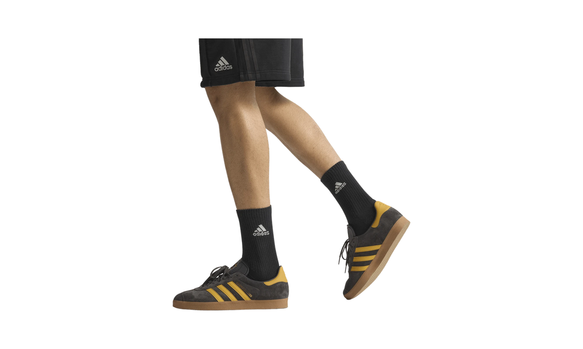 Adidas Gazelle Manchester United Third Kit Brown