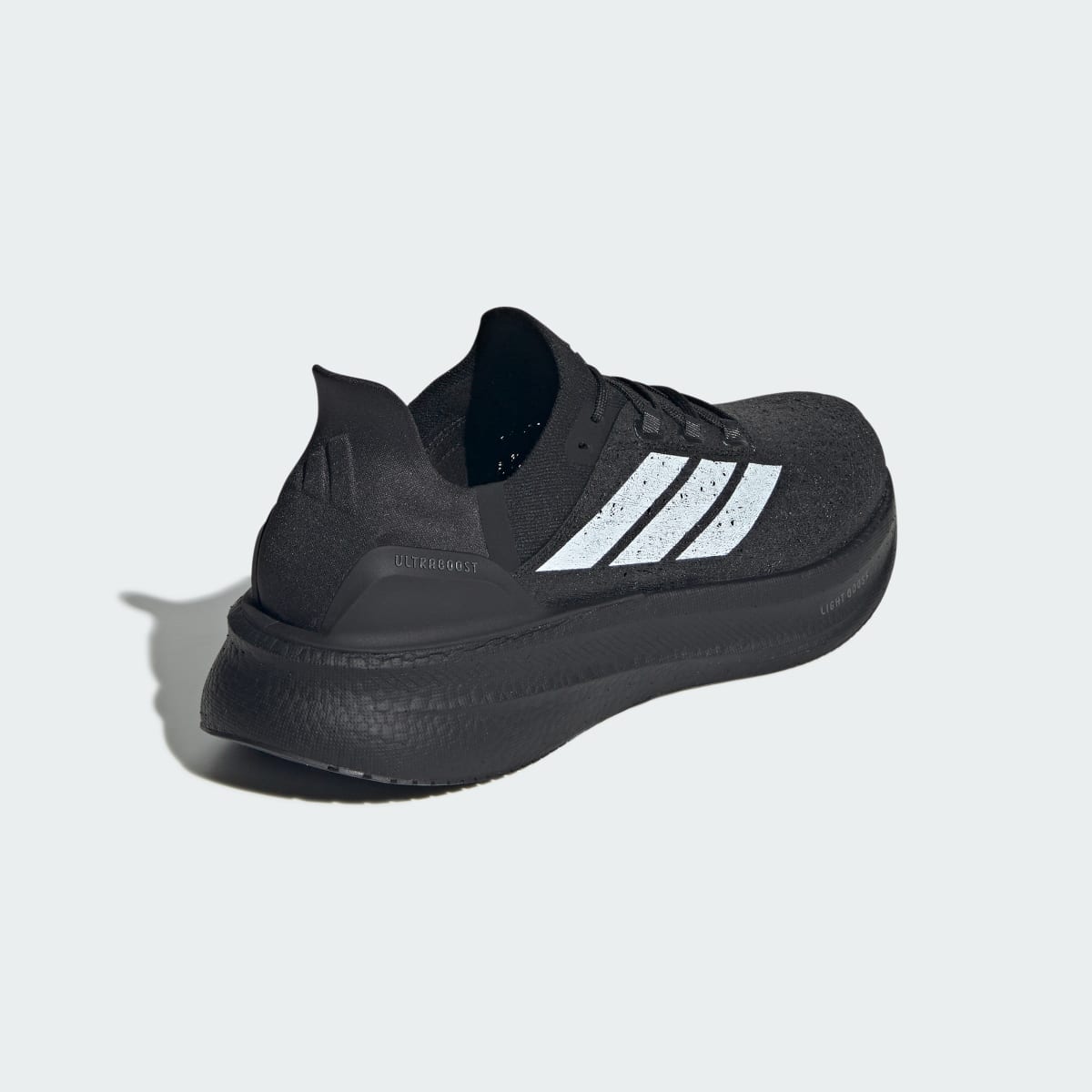 Adidas Ultra Boost 5 Strung Core Black Cloud White Iron Metallic