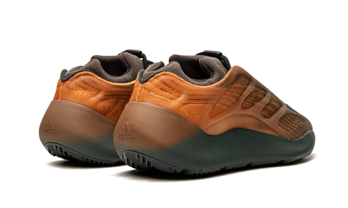 Adidas Yeezy 700 V3 Copper Fade, Copper Fade/Copper Fade/Copper Fade (GY4109)