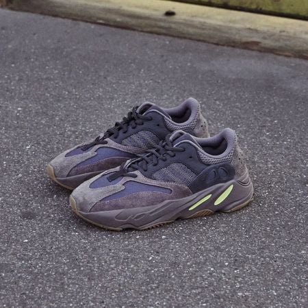 Adidas Yeezy Boost 700 Mauve
