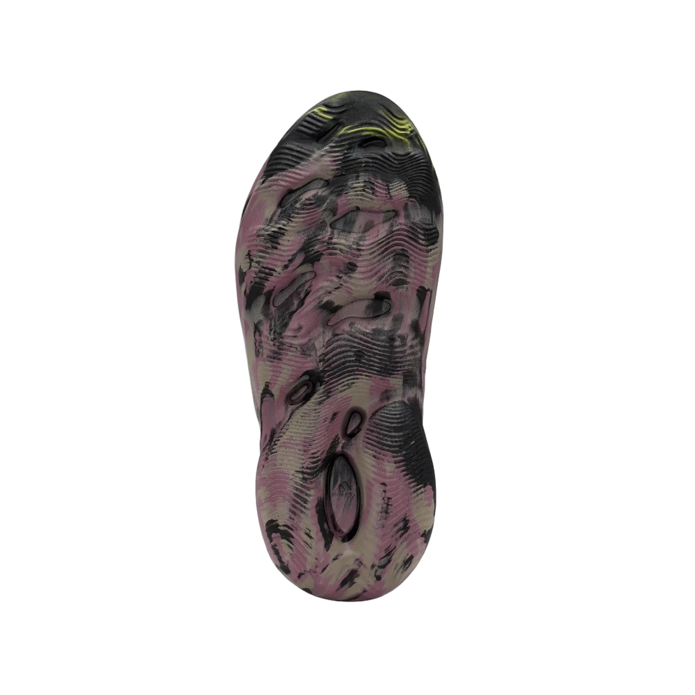 Adidas Yeezy Foam RNR MX Carbon, MX Carbon/MX Carbon/MX Carbon (IG9562)