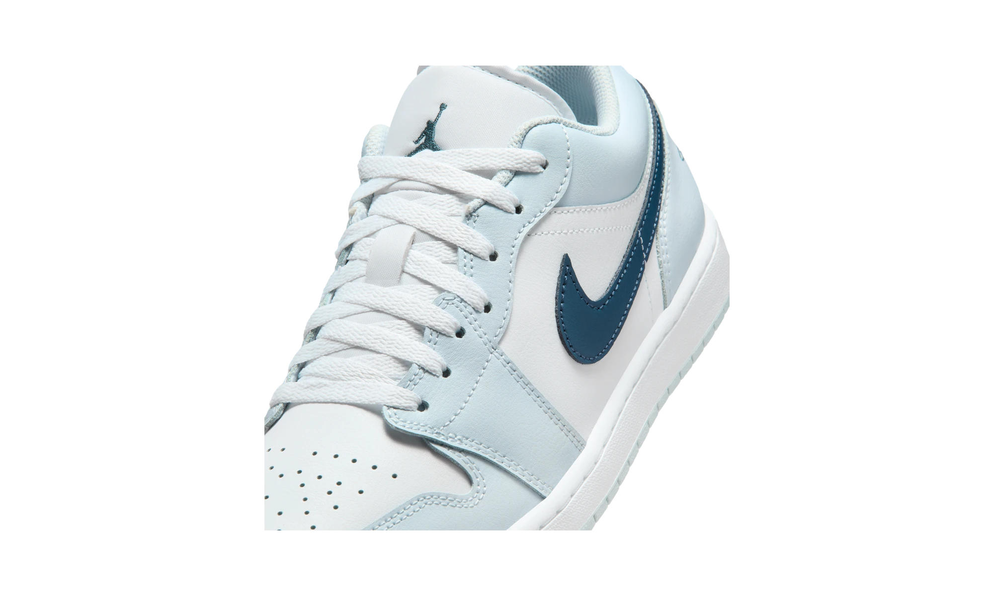 Air Jordan 1 Low Aura Squadron Blue