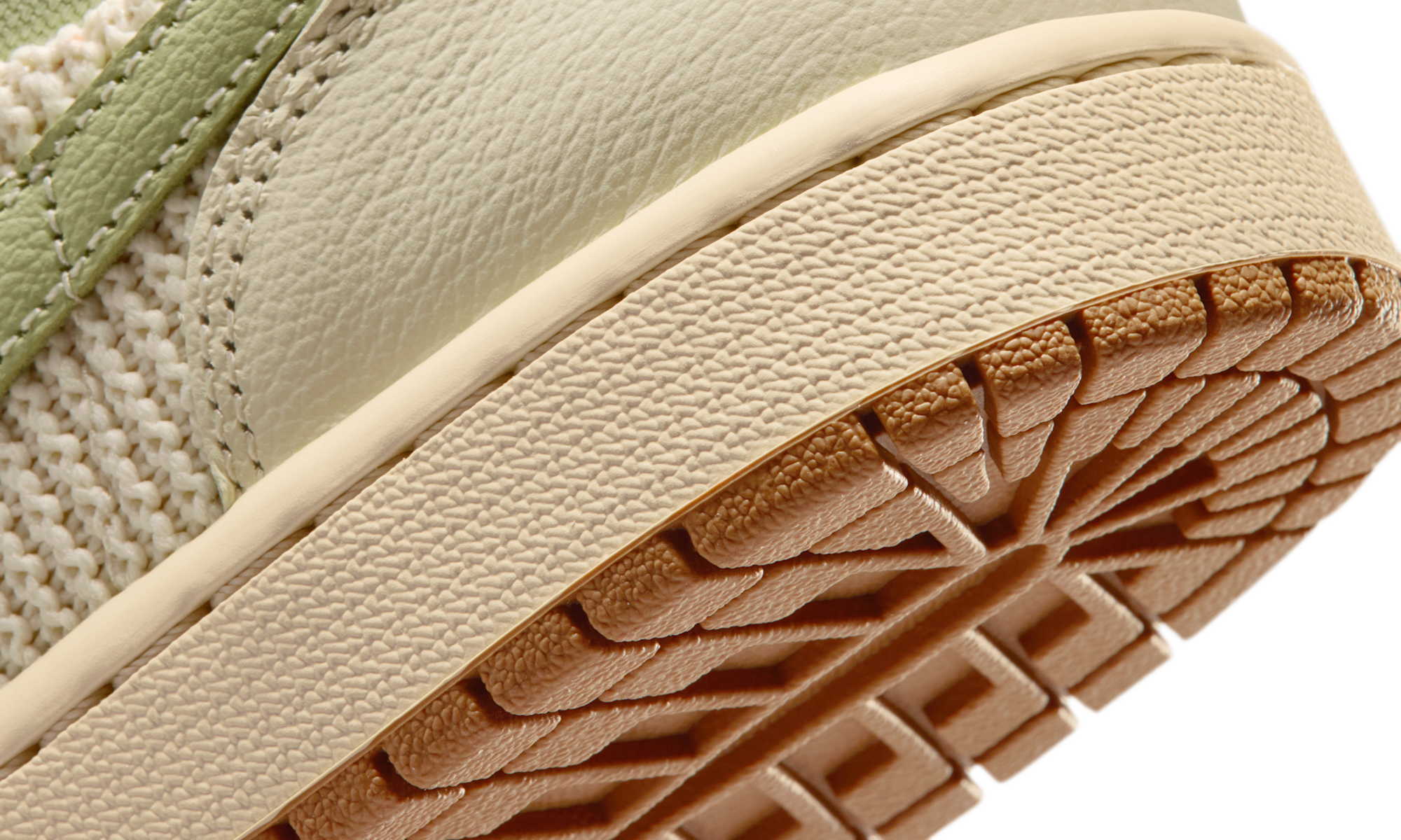 Air Jordan 1 Low SE Olive Aura