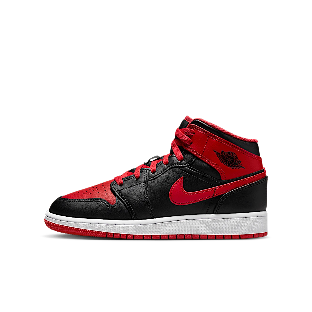 Air Jordan 1 Mid Alternate Bred (2022), Black/Fire Red/White (DQ8423-060)