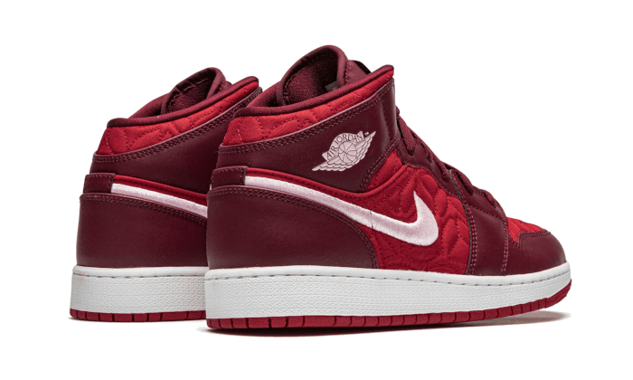 Air Jordan 1 Mid SE Red Quilt, Gym Red/Dark Beetroot-White-Pink Foam (AV5174-600)