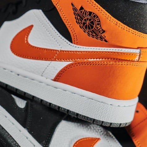 Air Jordan 1 Mid Shattered Backboard, Black/Starfish-Starfish-White (554725-058)