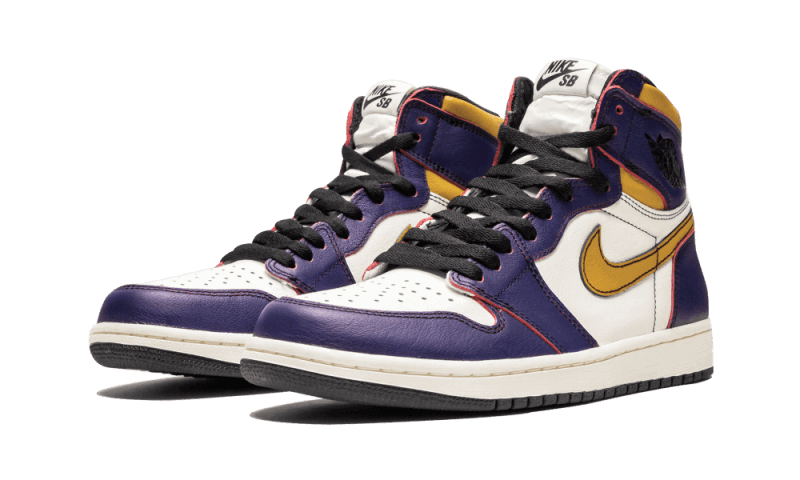 Air Jordan 1 Retro High OG Defiant SB LA to Chicago, Court Purple/Black-Sail-University Gold (CD6578-507)