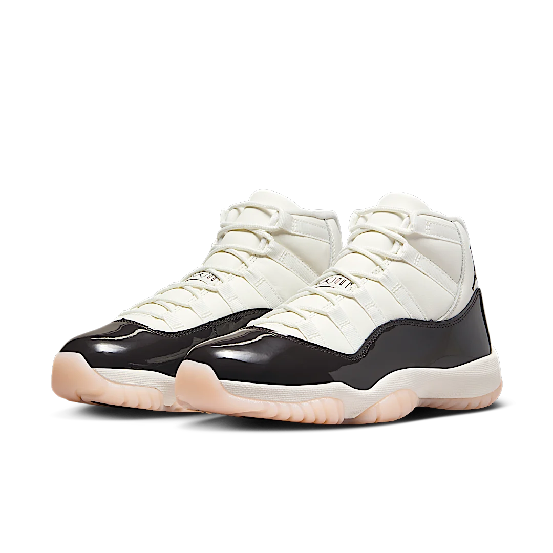 Air Jordan 11 Retro Neapolitan, Sail/Velvet Brown-Atmosphere (AR0715-101)