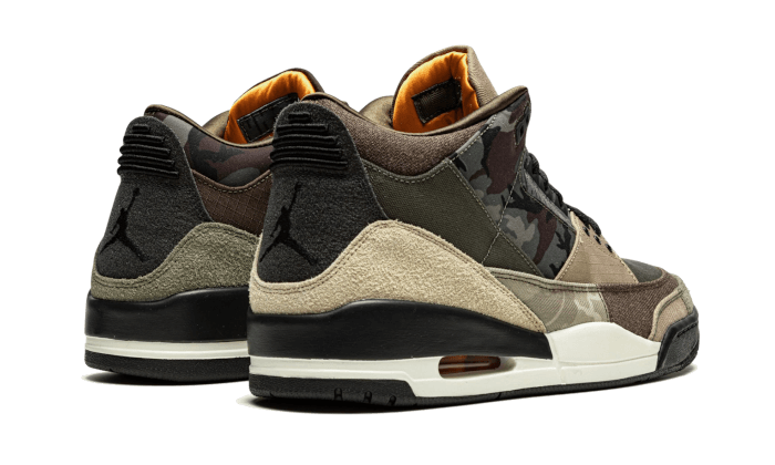 Air Jordan 3 Retro Patchwork Camo, Dark Hazel/Multi-Color (DO1830-200)