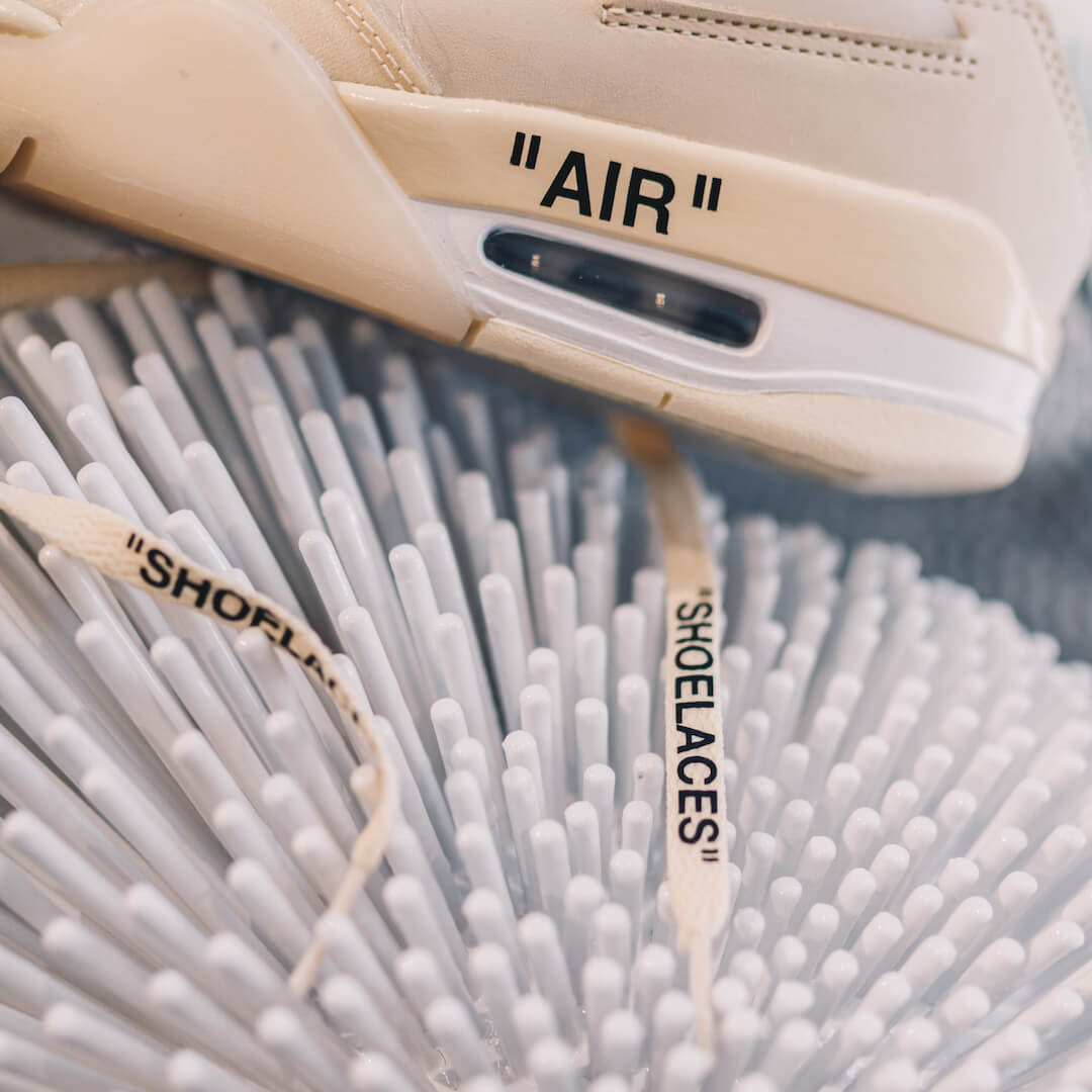 Air Jordan 4 Retro Off-White Sail, Sail/Muslin-White-Black (CV9388-100)