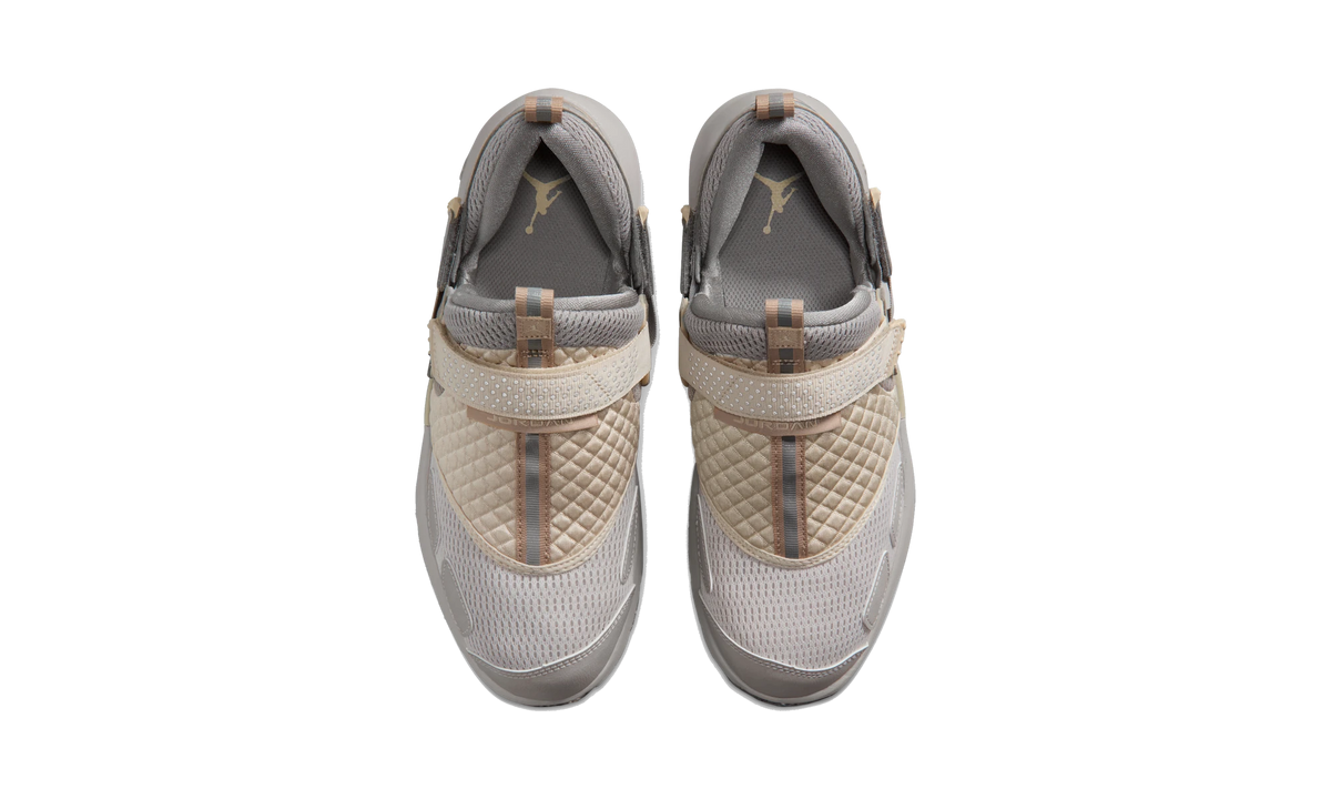 Air Jordan Trunner LX Light Iron Ore Enigma Stone