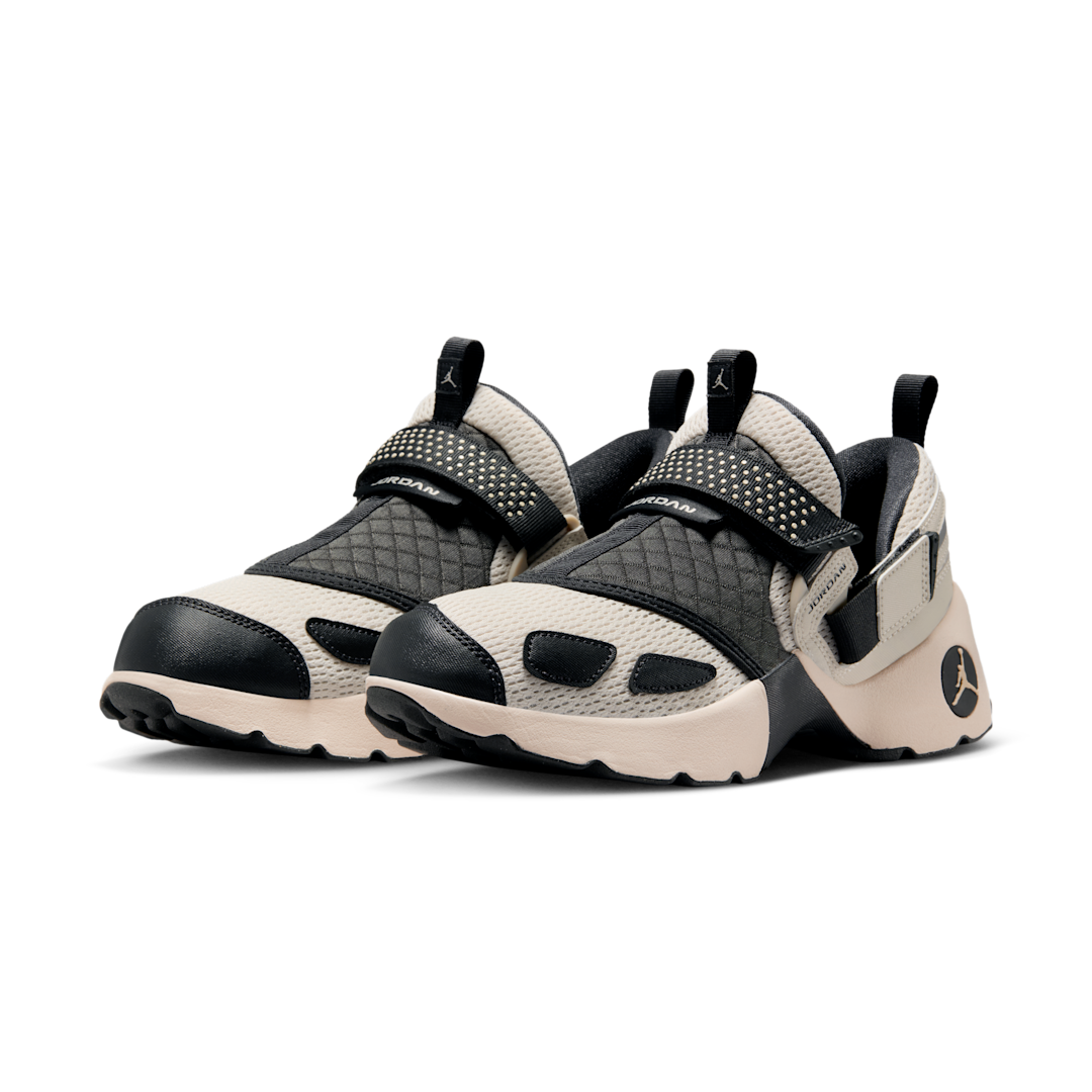 Air Jordan Trunner LX Light Orewood Brown