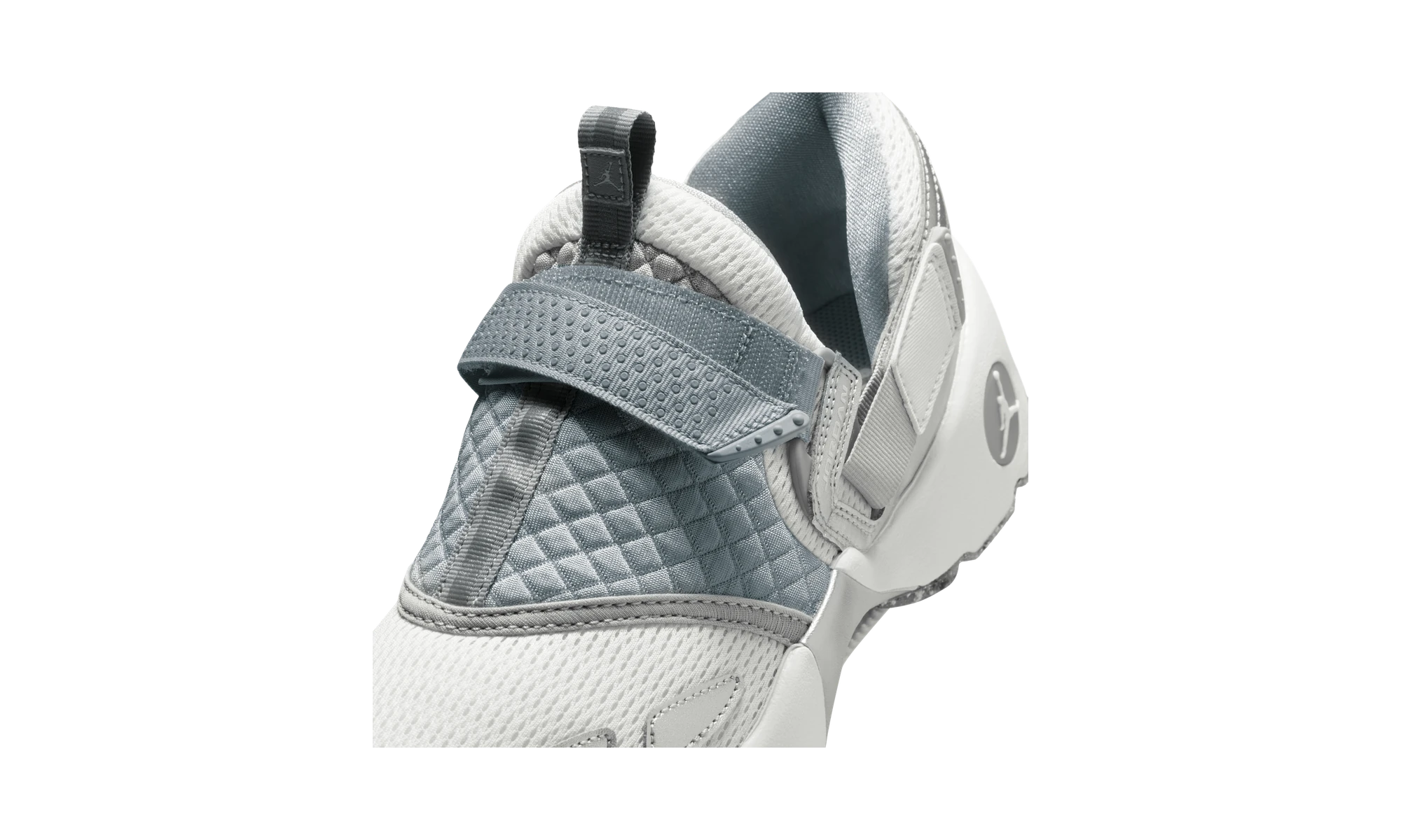 Air Jordan Trunner LX Wolf Grey Reflective Silver