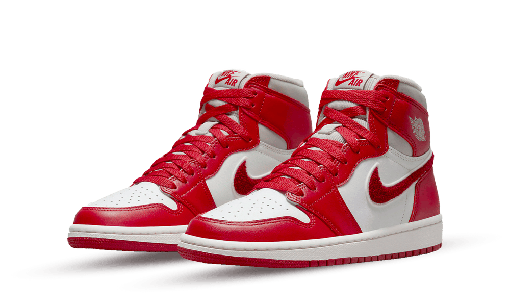 Air Jordan 1 Retro High OG Varsity Red, Light Iron Ore/Varsity Red-Sail (DJ4891-061)