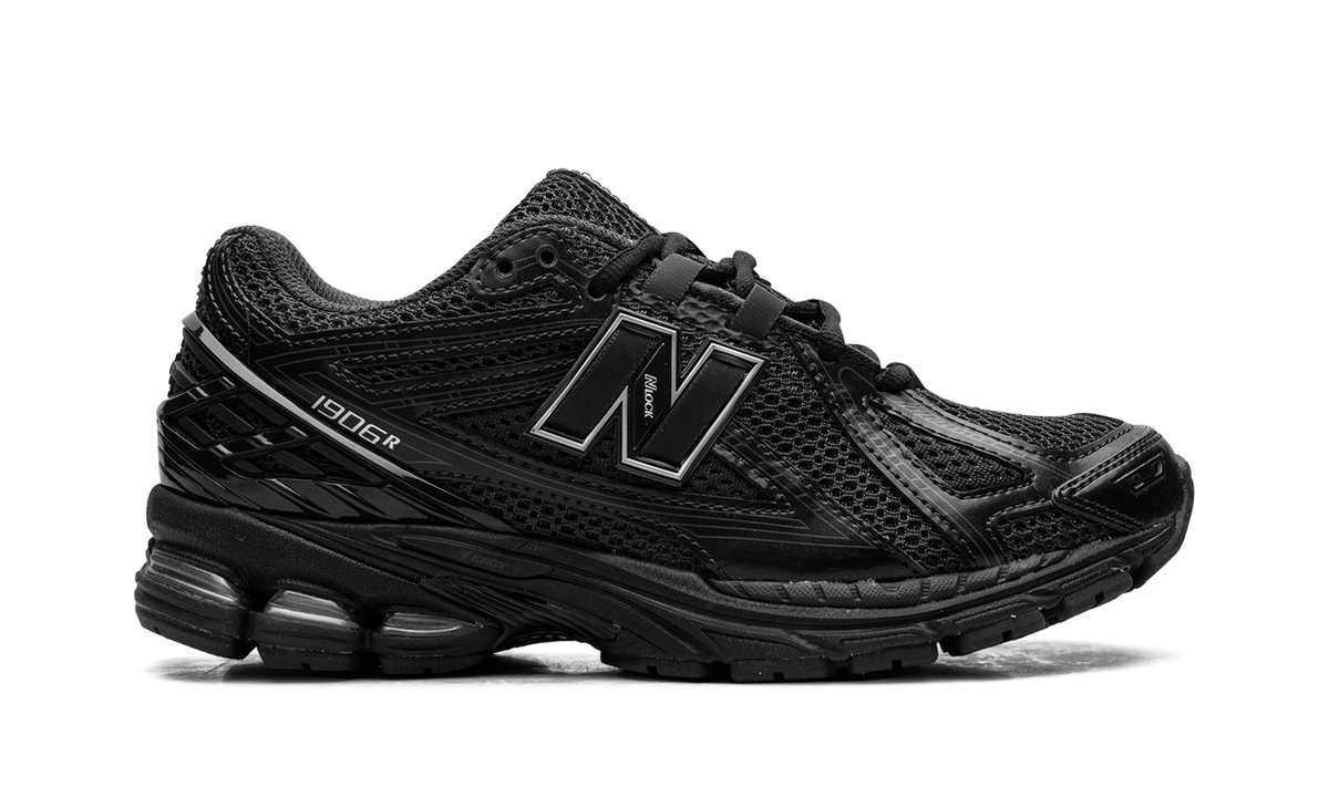 New Balance 1906R Black Metallic Silver