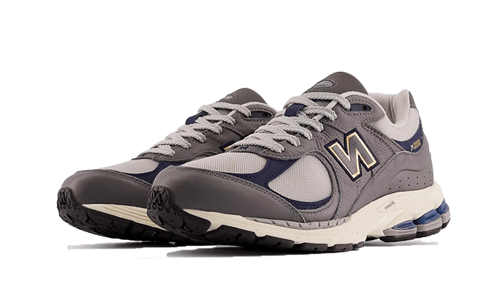 New Balance 2002R Black Castlerock