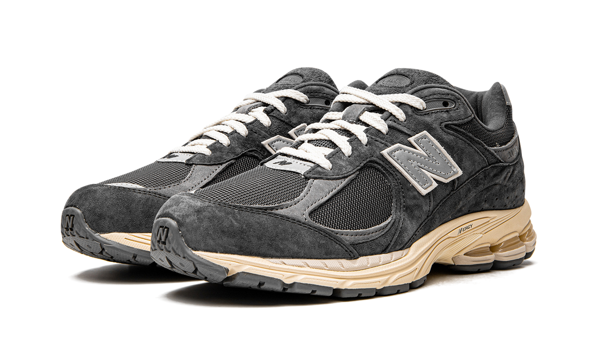New Balance 2002R Black Dark Grey