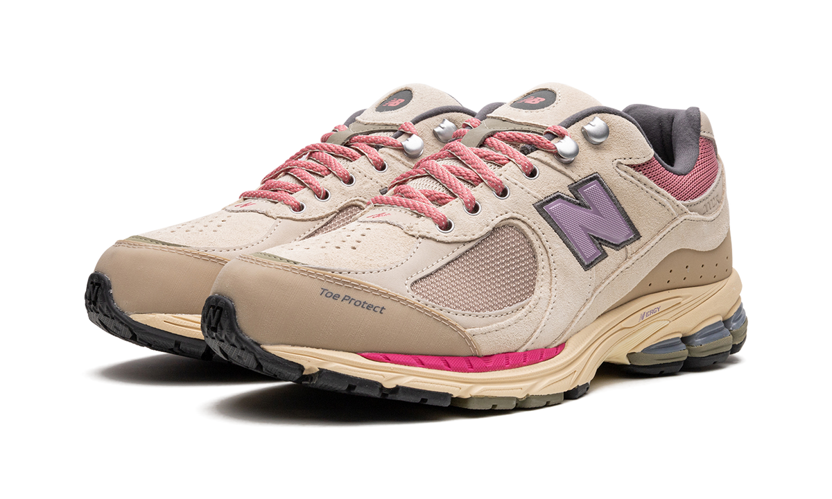 New Balance 2002R Hiking Pack Beige