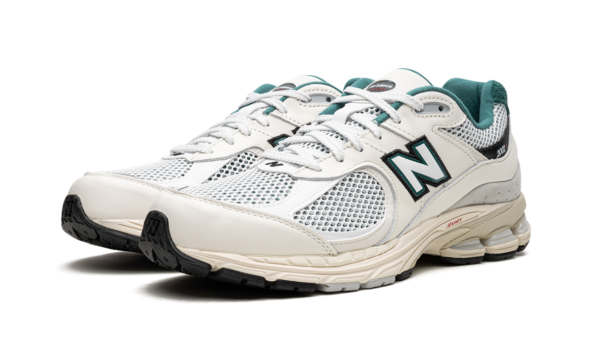 New Balance 2002R Vintage Teal Pouch