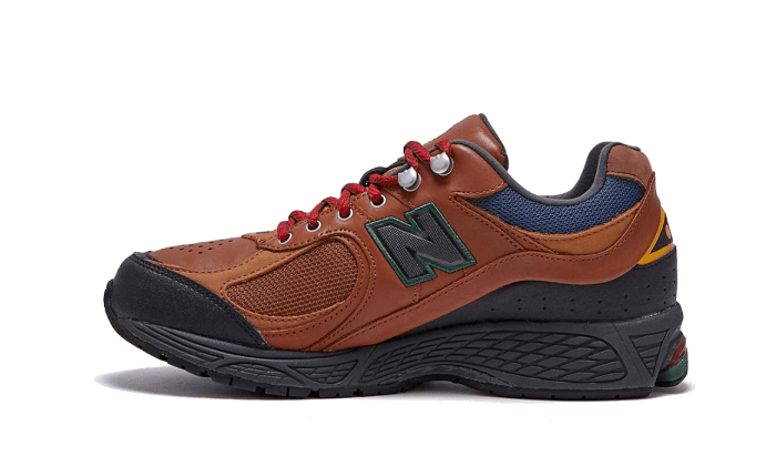 New Balance 2002R Wonderland Park Brown, Brown/Team Red/Navy/Black (M2002RWM)