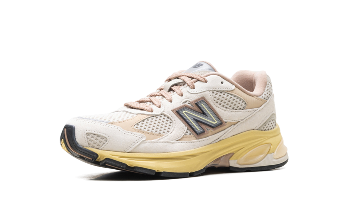 New Balance 2010 Rose Beige