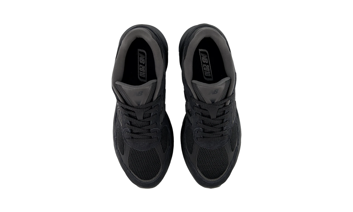 New Balance 2010 Triple Black
