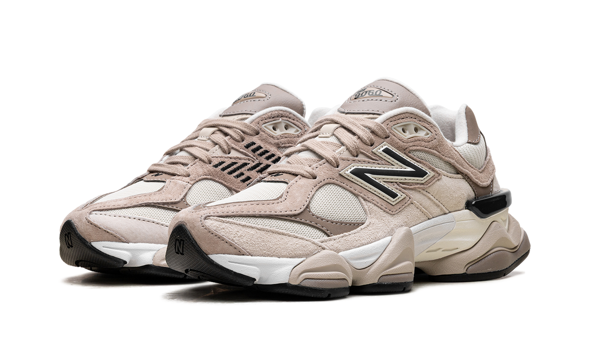New Balance 9060 Beige Cream
