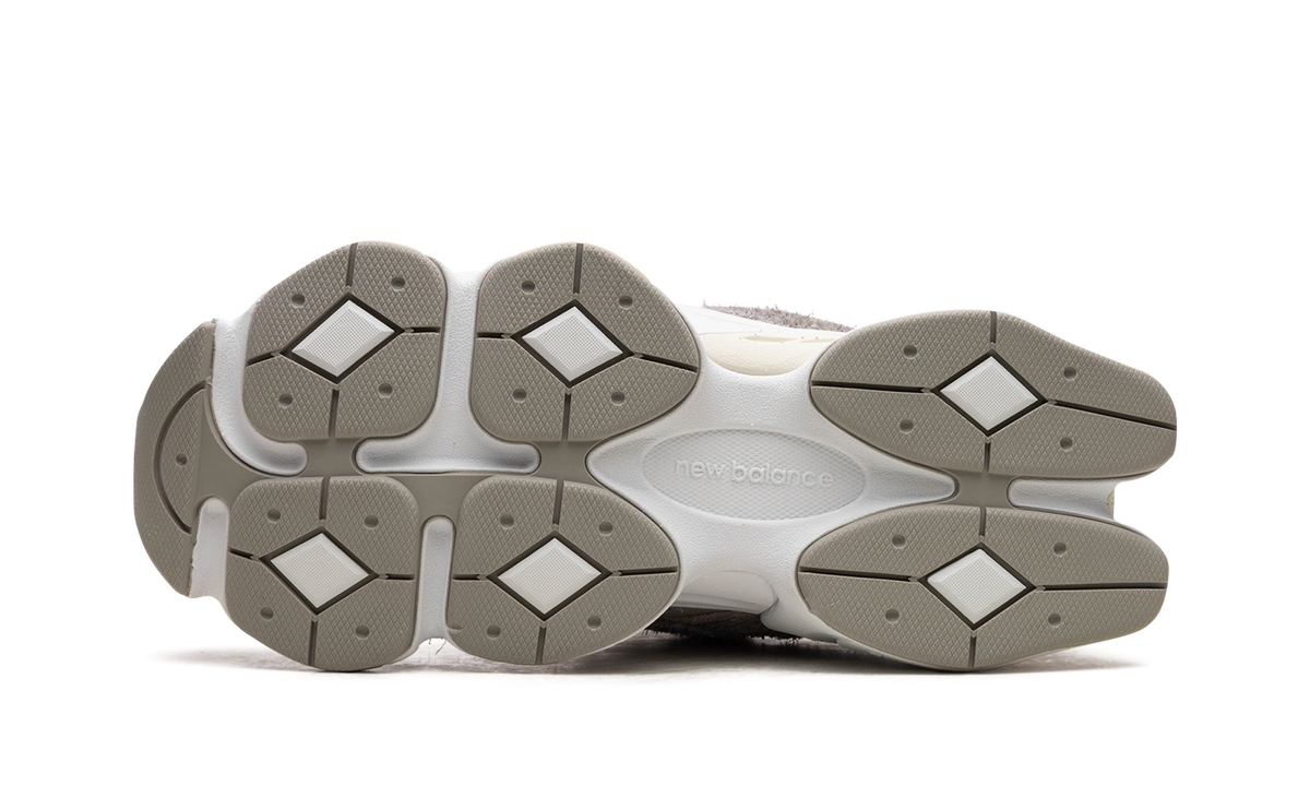 New Balance 9060 Grey White