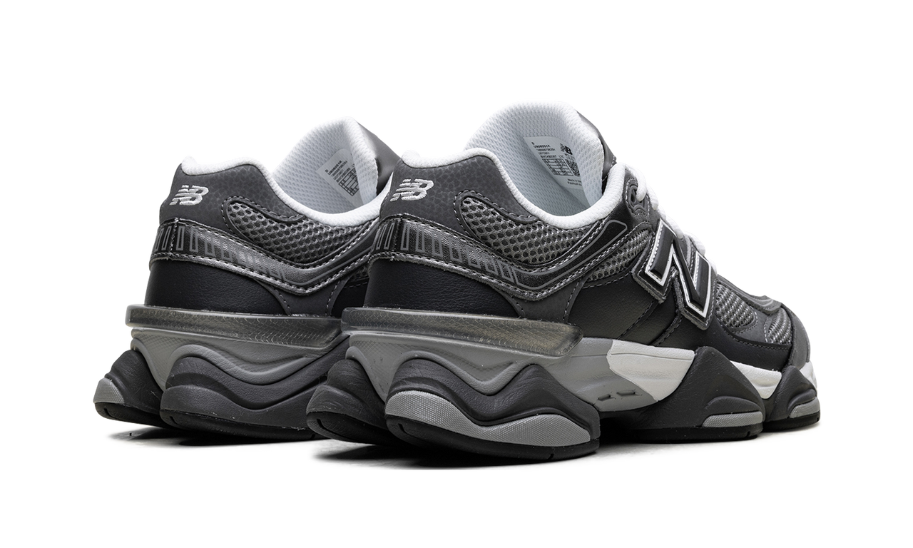 New Balance 9060 Magnet Fade