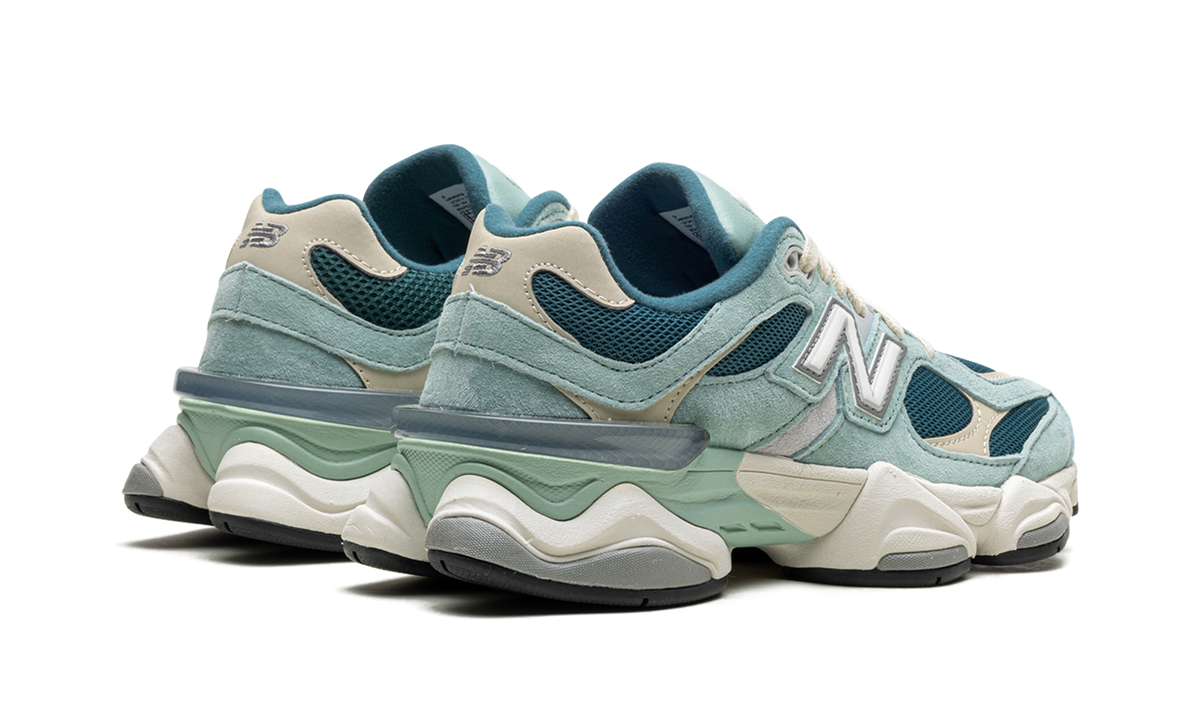 New Balance 9060 New Spruce Salt Marsh