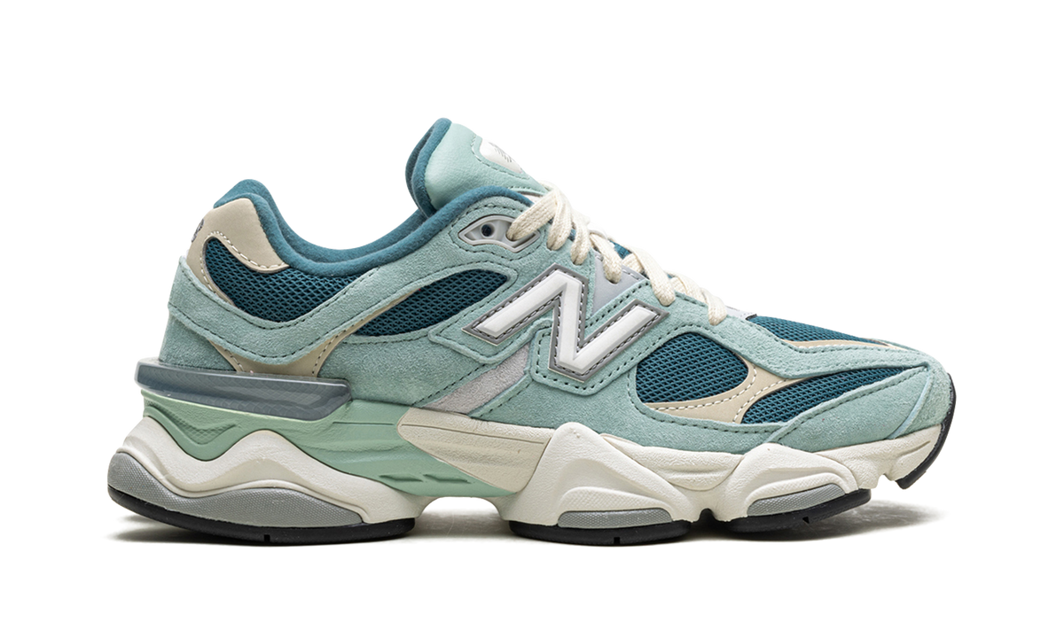New Balance 9060 New Spruce Salt Marsh