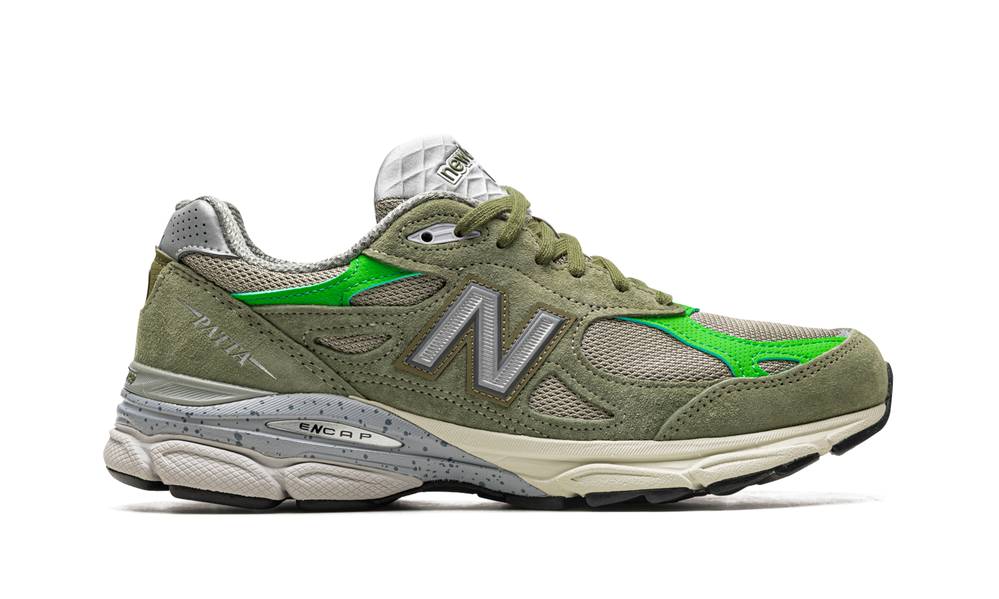 New Balance 990v3 MiUSA Patta Keep Your Family Close