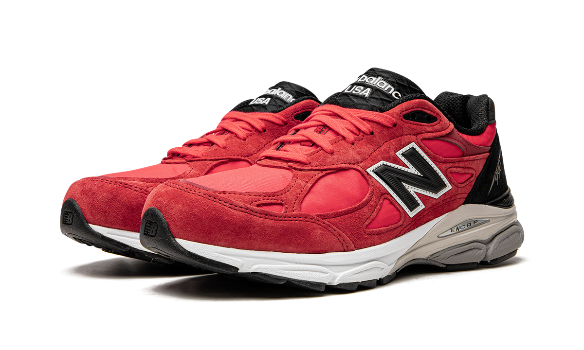 New Balance 990v3 MiUSA Red Suede